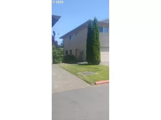 Photo #2: 20643563 Listing