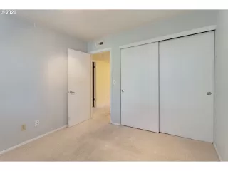 Photo #5: 20644342 Listing 