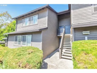 Photo #1: 20645047 Listing