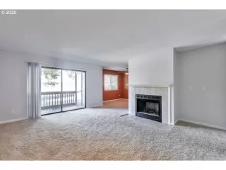 Photo #2: 20645047 Listing