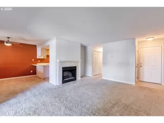 Photo #3: 20645047 Listing