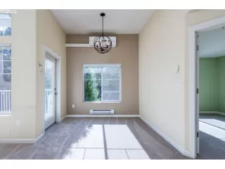 Photo #3: 20645645 Listing