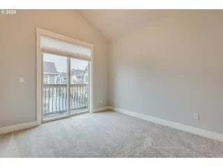 Photo #2: 20646429 Listing