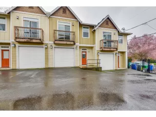 Photo #6: 20646429 Listing