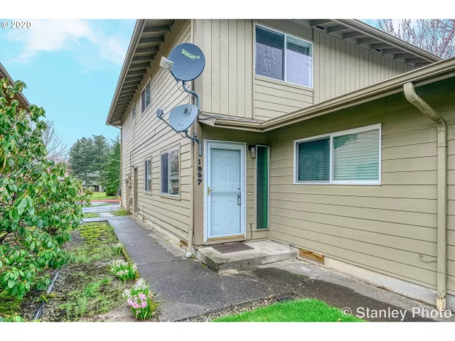 MLS: 20646698 Condo For Sale