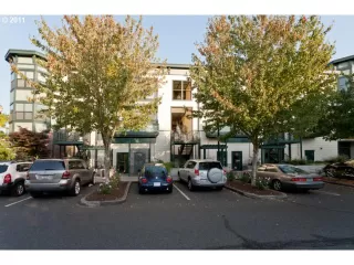 Photo #1: 20646930 Listing