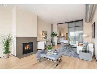 Photo #4: 20647443 Listing 