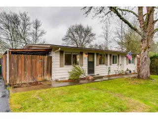 Photo #1: 20648423 Listing