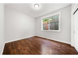 Photo #3: 20648725 Listing 