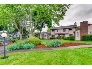 Photo #4: 20649002 Listing