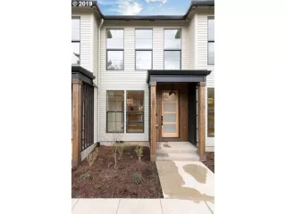 Photo #1: 20649096 Listing