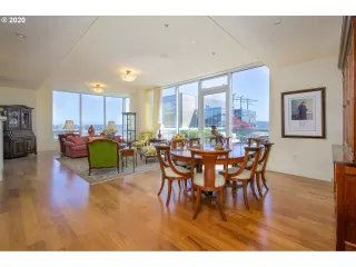 Photo #1: 20649730 Listing 