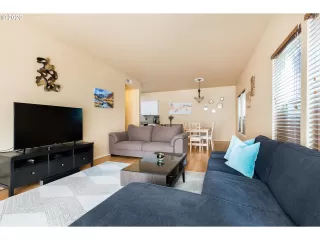 Photo #5: 20650684 Listing 