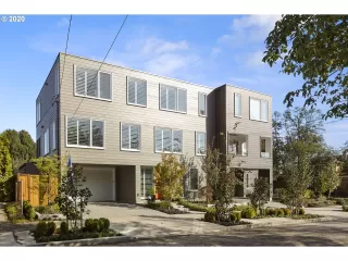 Photo #1: 20651021 Listing