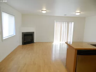 Photo #1: 20651402 Listing