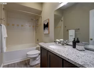 Photo #2: 20651579 Listing 