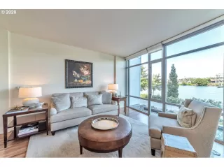 Photo #3: 20651619 Listing 