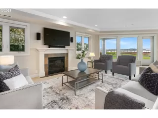 Photo #3: 20652115 Listing