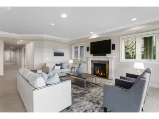 Photo #4: 20652115 Listing