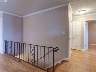 Photo #2: 20652518 Listing 