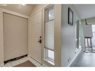 Photo #3: 20653716 Listing