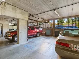 Photo #1: 20654405 Listing 