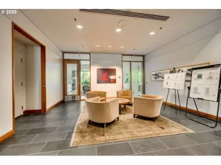 Photo #3: 20656820 Listing