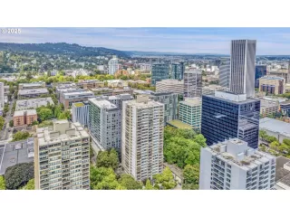 Photo #1: 206574105 Listing