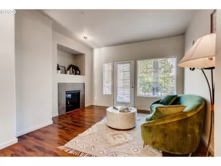 Photo #3: 20657929 Listing