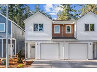 Photo #1: 206580674 Listing