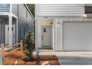 Photo #2: 206580674 Listing