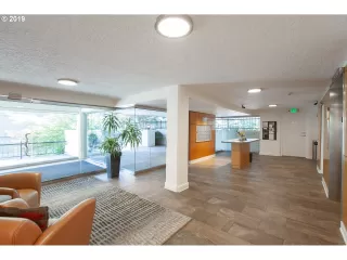 Photo #5: 20658100 Listing 
