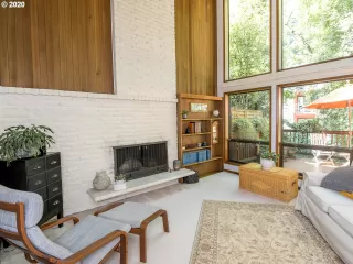 Photo #5: 20659160 Listing