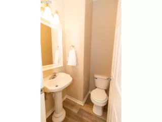 Photo #5: 20659987 Listing