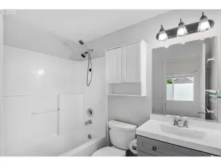 Photo #1: 20660067 Listing