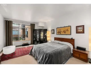 Photo #4: 20661628 Listing