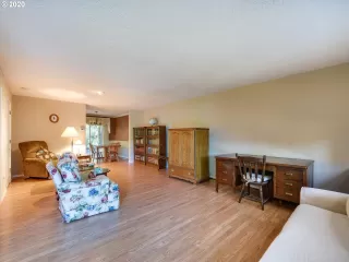 Photo #2: 20662044 Listing