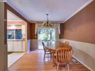 Photo #5: 20662044 Listing