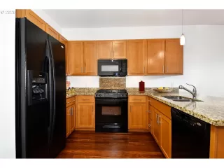 Photo #2: 20662402 Listing 