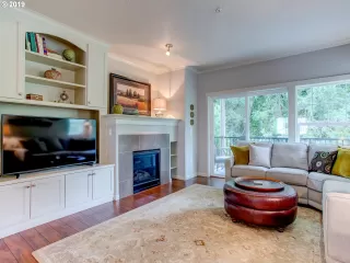 Photo #2: 20663637 Listing 