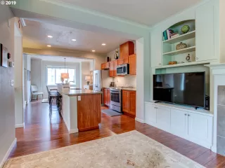 Photo #5: 20663637 Listing 