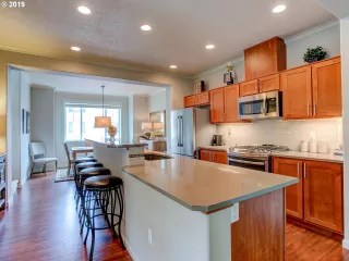 Photo #6: 20663637 Listing 