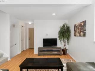 Photo #1: 20663825 Listing 