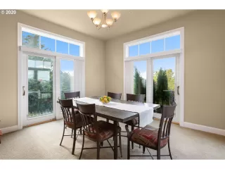 Photo #2: 20664000 Listing 