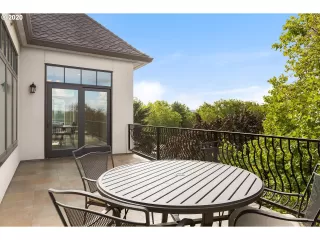 Photo #6: 20664000 Listing 
