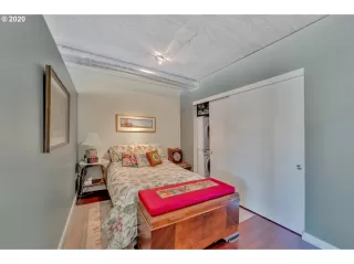 Photo #3: 20665566 Listing