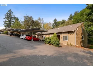 Photo #1: 20665670 Listing