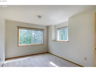 Photo #4: 20666075 Listing 