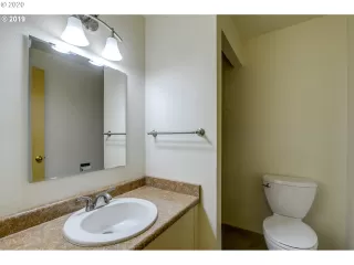 Photo #5: 20666075 Listing 