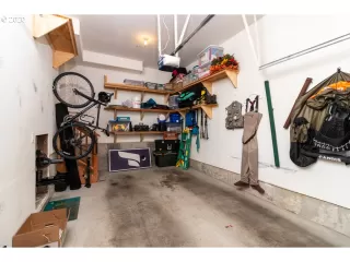 Photo #5: 20666743 Listing